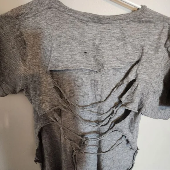 Crooks & Castles backless tee - Picture 2 of 2